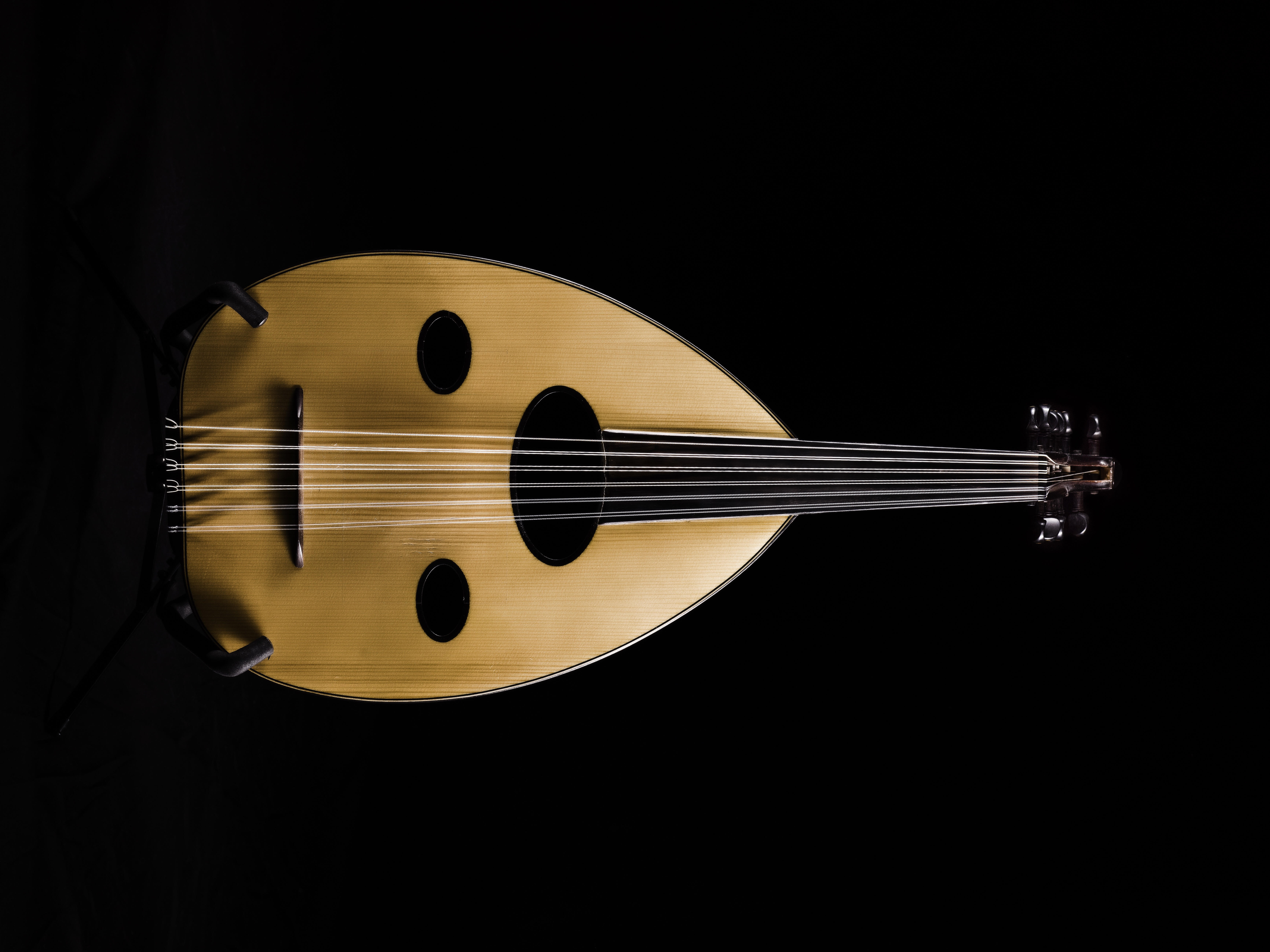 The Best Ways to Play and Tune the Oud