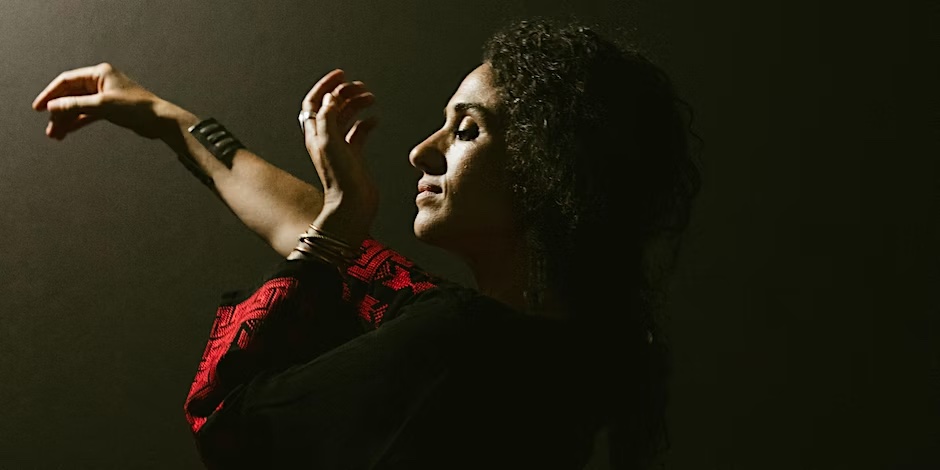 Naima Shalhoub ft. Excentrik and The Siphr