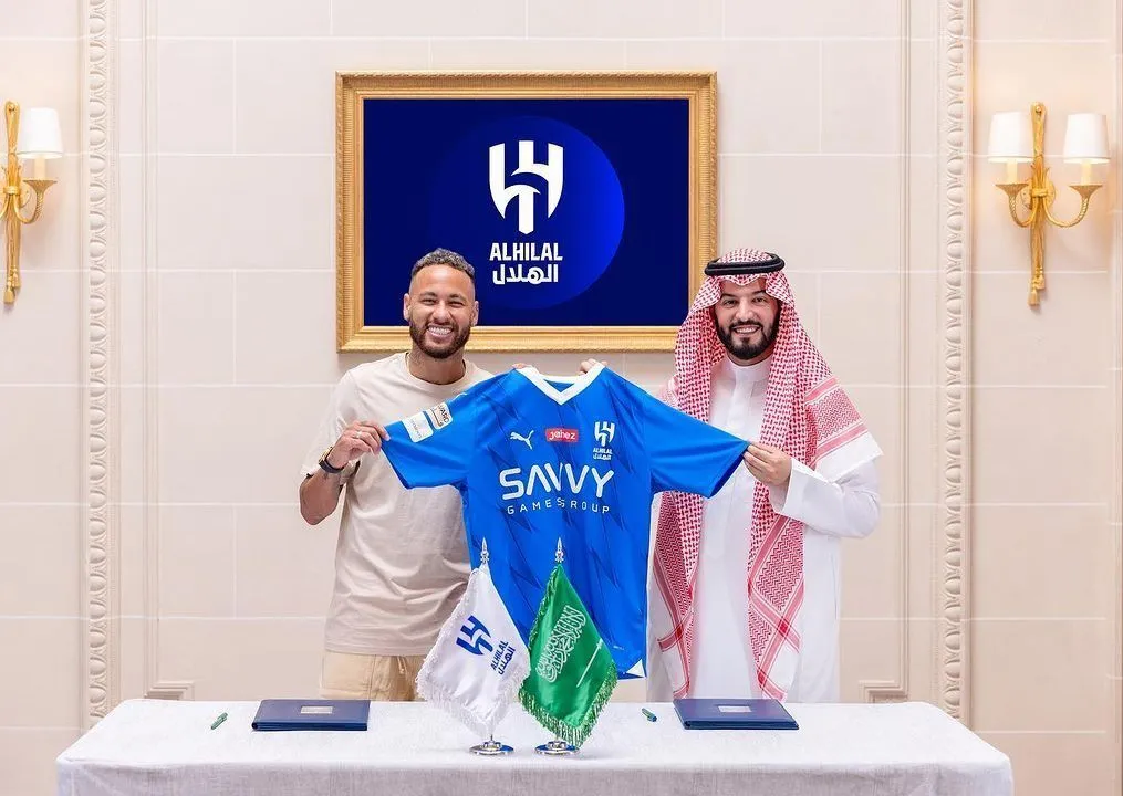 Neymar Jr. Signs to Saudi Arabia Club