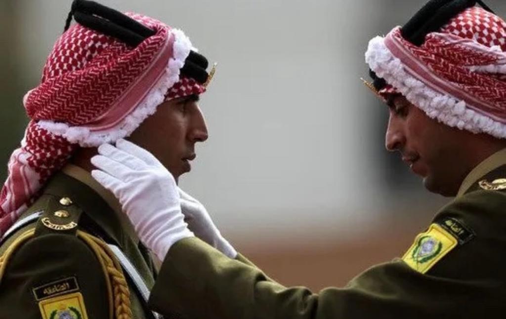 The Palestinian Keffiyeh and The Jordanian Shemagh